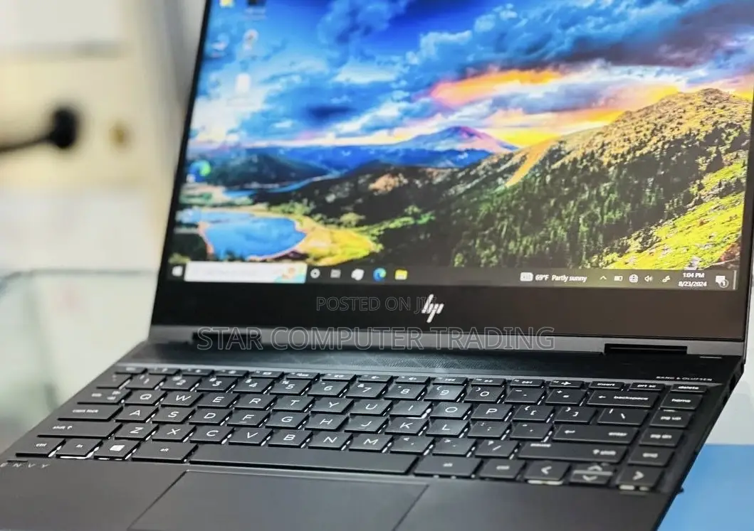 New Laptop HP Envy X360 8GB AMD Ryzen 5 SSD 512GB