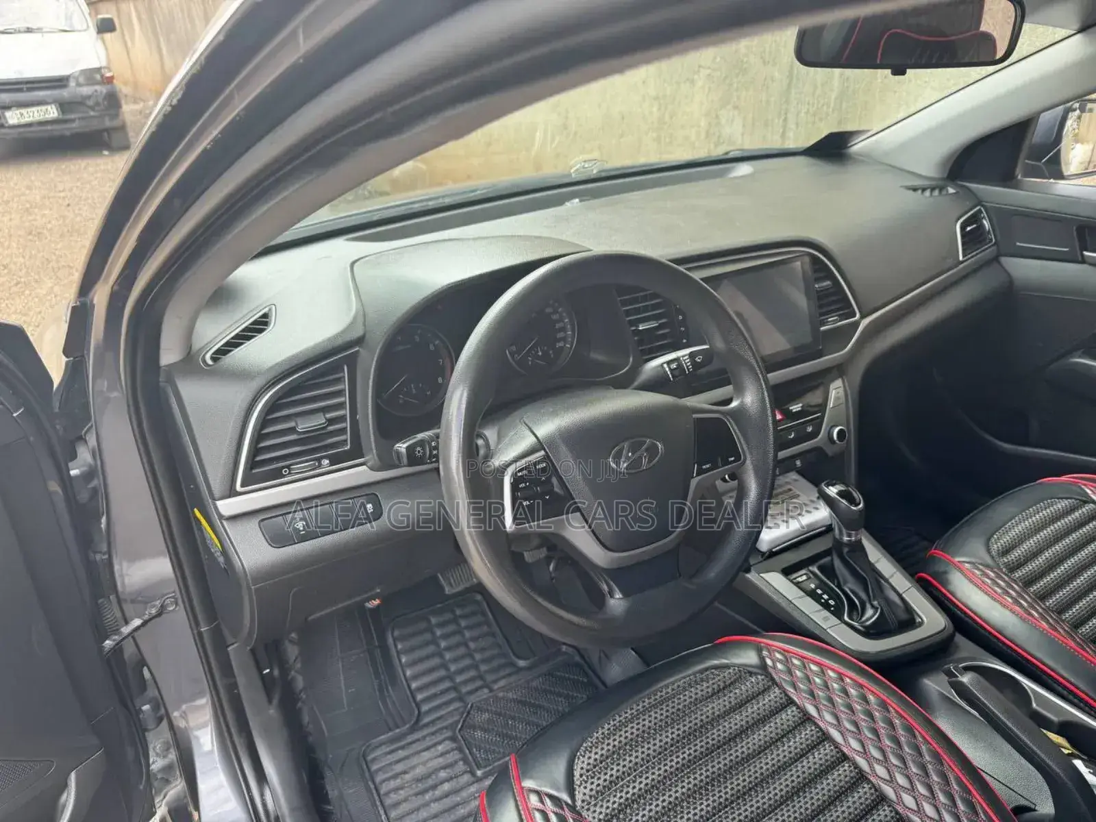 Hyundai Avante 2016 Black