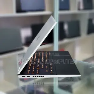 New Laptop HP Omen 16 16GB Intel Core I7 SSD 512GB