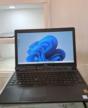 Photo - New Laptop Dell Latitude 5310 8GB Intel Core I5 SSD 512GB