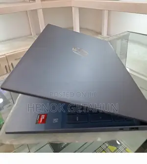 New Laptop HP Pavilion 15 8GB AMD Ryzen 5 SSD 512GB