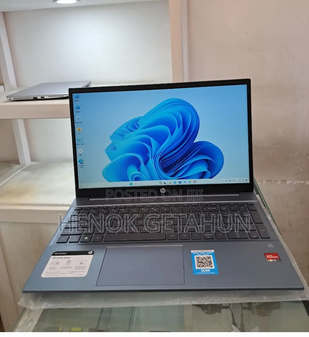 New Laptop HP Pavilion 15 8GB AMD Ryzen 5 SSD 512GB