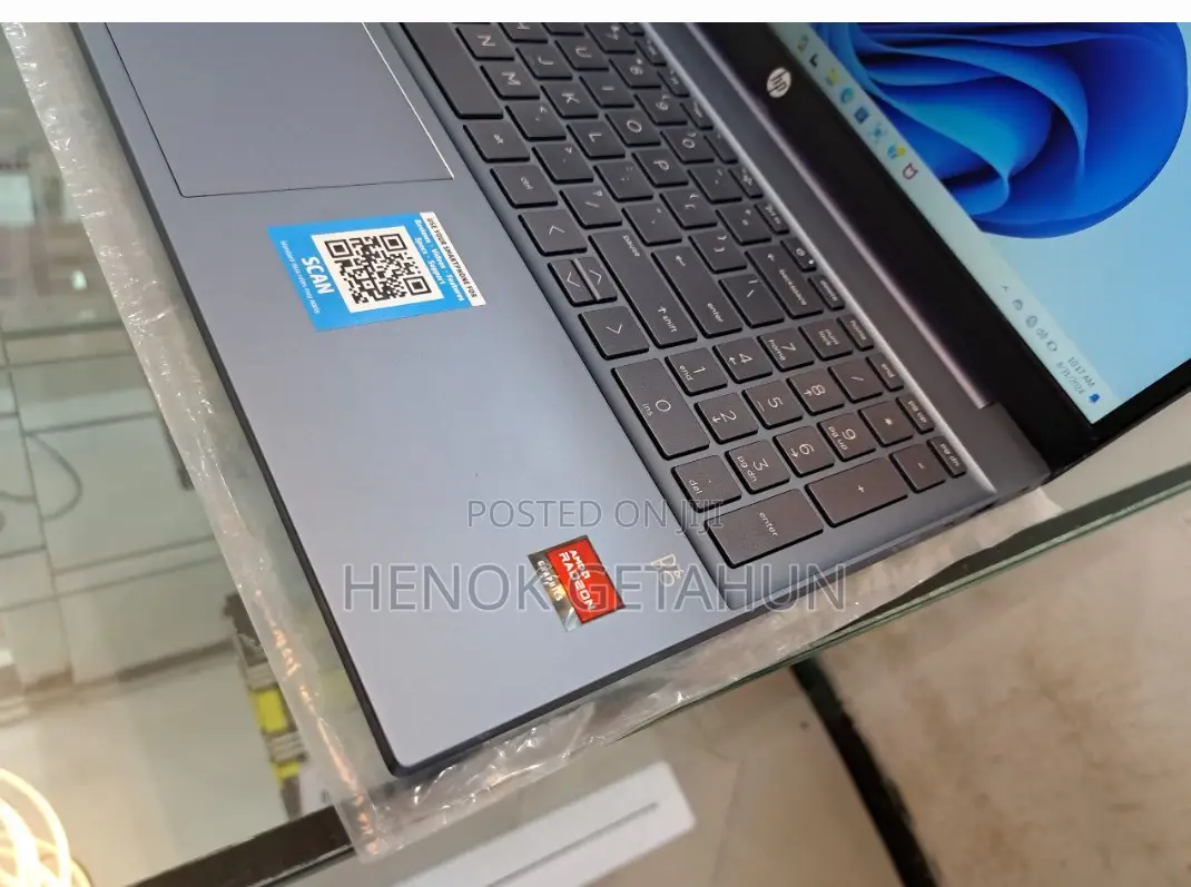 New Laptop HP Pavilion 15 8GB AMD Ryzen 5 SSD 512GB