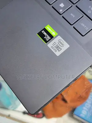 New Laptop Asus ROG Zephyrus G14 16GB Intel Core I7 SSD 512GB