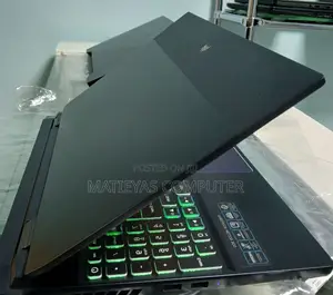 New Laptop Acer Predator Helios 300 16GB Intel Core I7 SSD 512GB