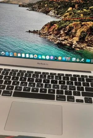 New Laptop Apple MacBook Air 2015 8GB Intel Core I5 SSD 128GB