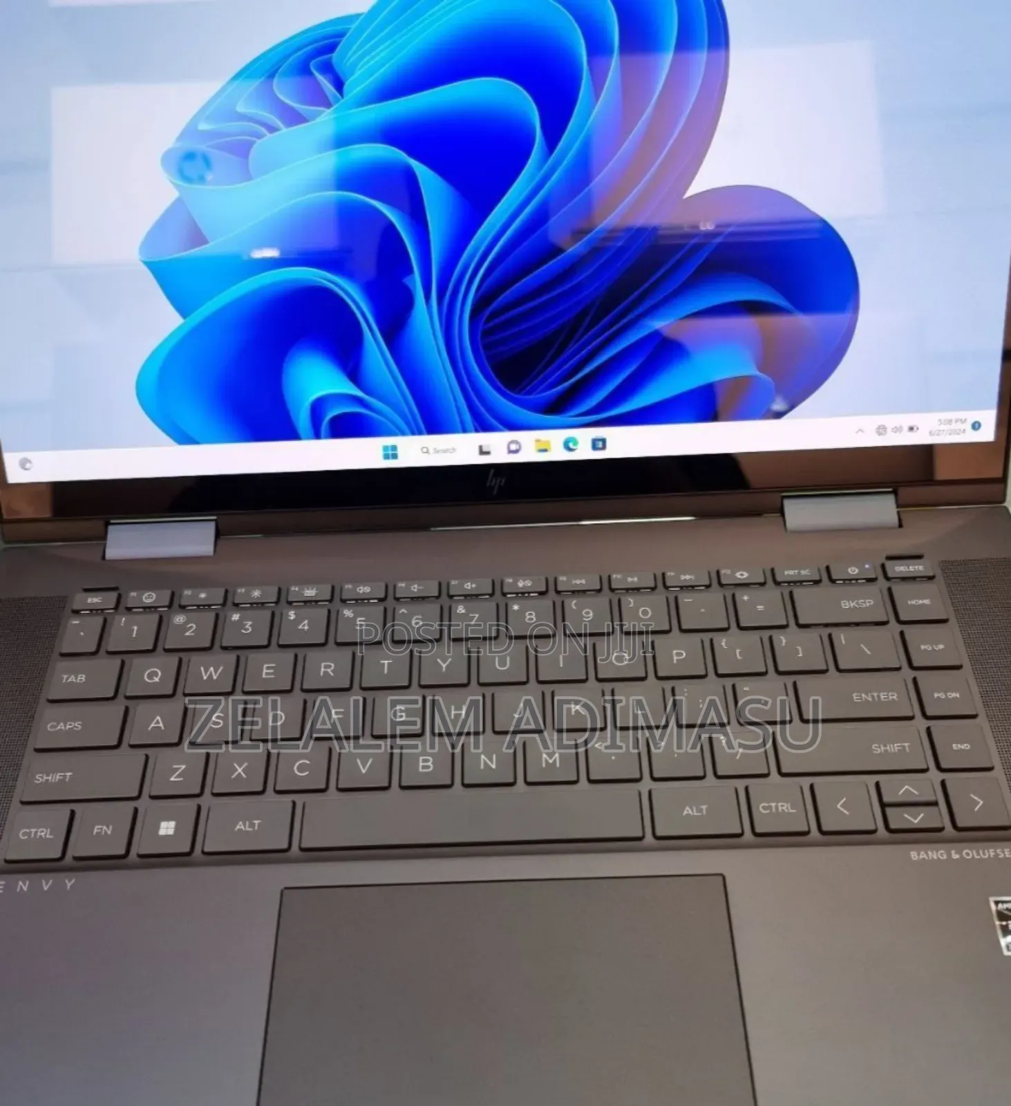 New Laptop HP Envy X360 16GB AMD Ryzen 7 SSD 512GB
