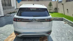 Volkswagen ID.6 2023 White