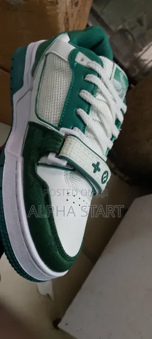 Louis Vuitton Good Quality Snaker