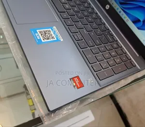 New Laptop HP Pavilion 15 8GB AMD Ryzen 5 SSD 512GB