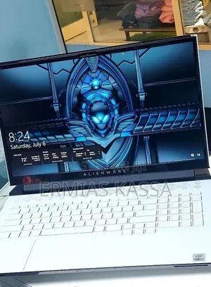 New Laptop Alienware M17x R2 16GB Intel Core I7 SSD 1T