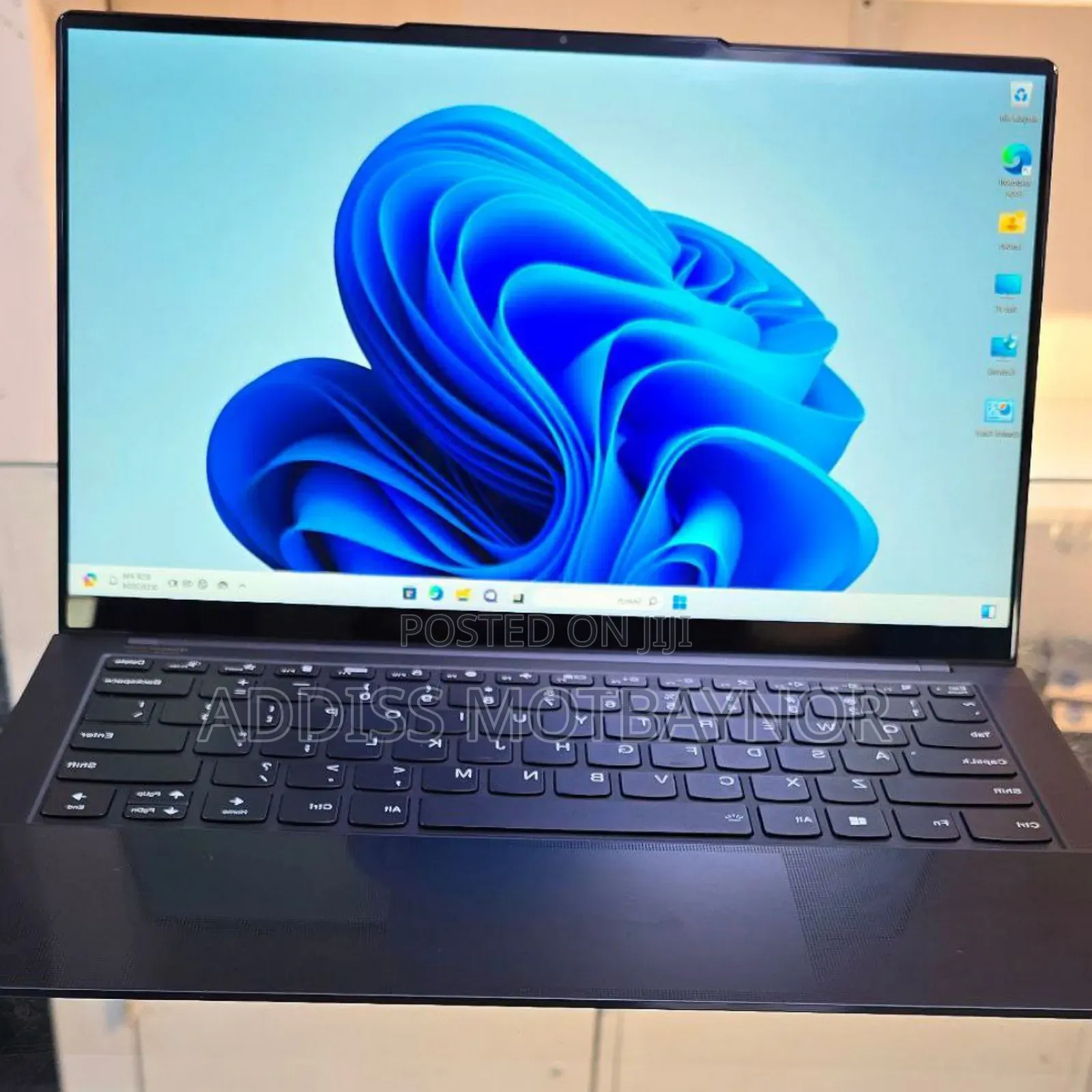 New Laptop Lenovo ThinkPad Yoga 16GB Intel Core I7 SSD 512GB