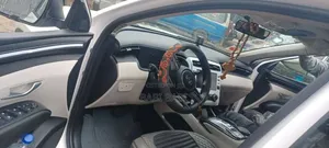 Hyundai Tucson 2022 White