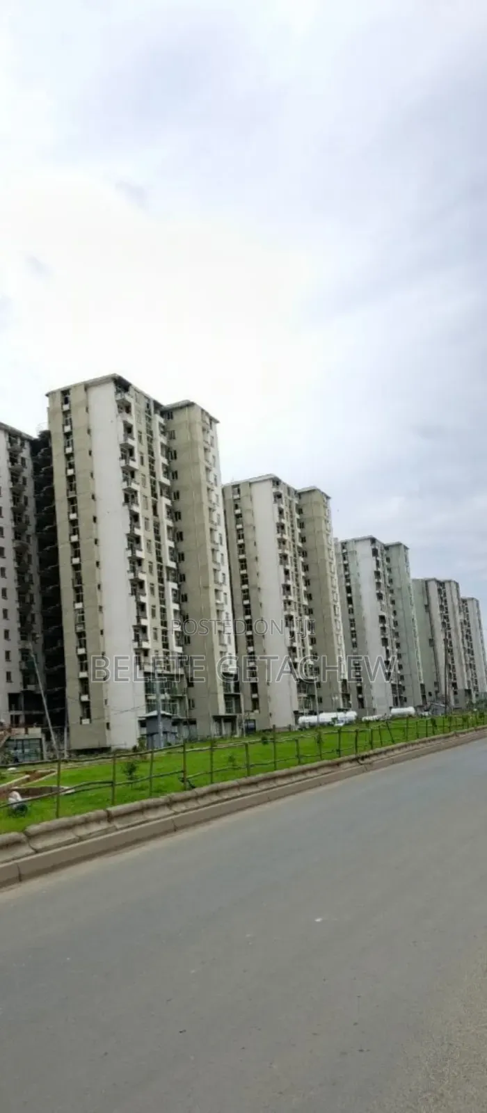3bdrm Condo in Beshale 40/60, Bole for sale