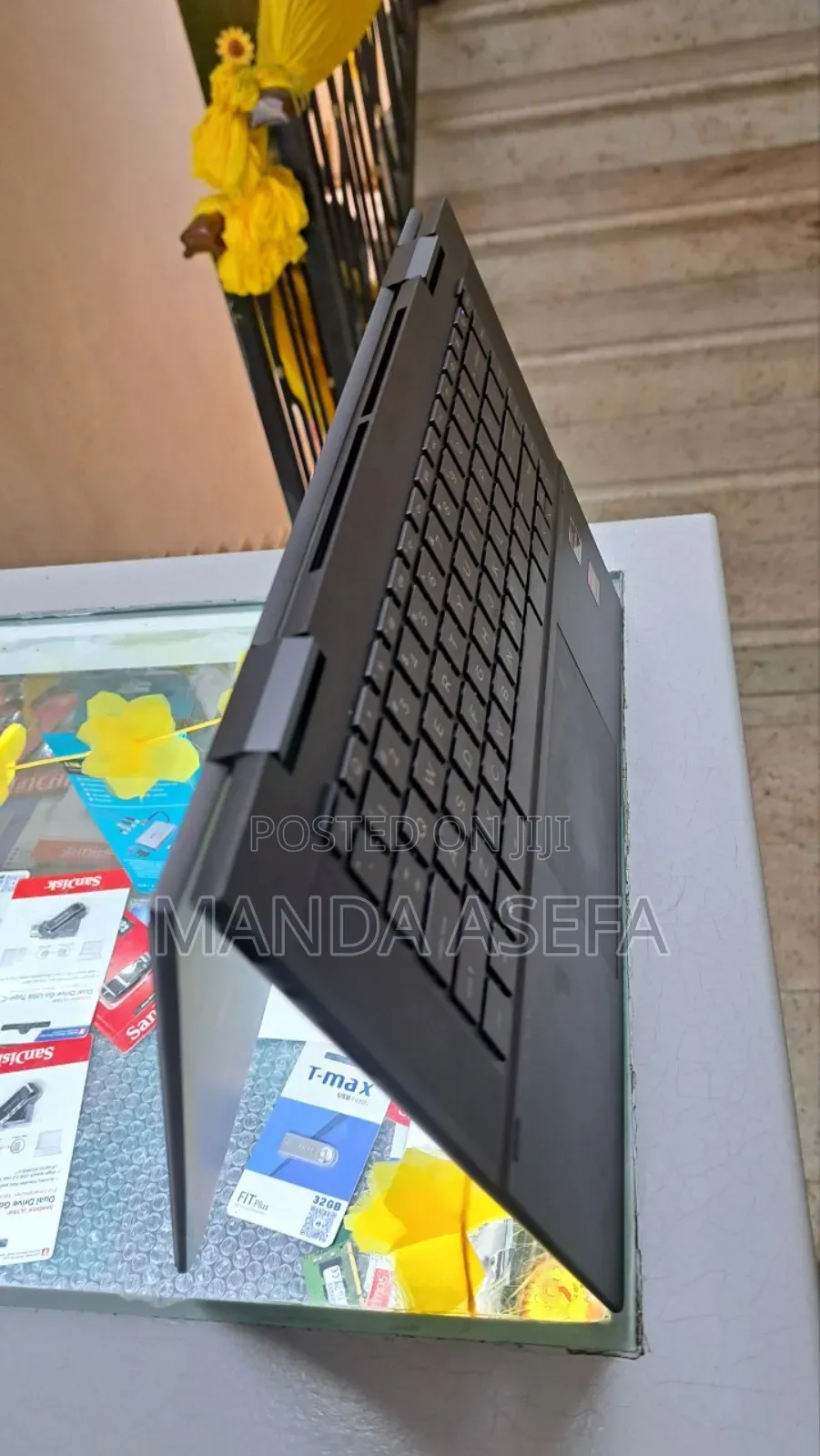 New Laptop HP Envy X360 12GB AMD Ryzen 7 SSD 512GB