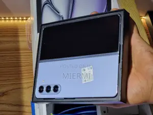 Photo - New Samsung Galaxy Z Fold 5 512 GB Blue