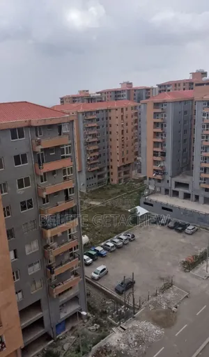 3bdrm Condo in Ayat2-Site4, 40/60, Bole for sale