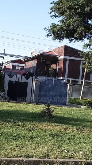 Furnished 6bdrm House in አያት አደባባይ ቅርብ 300 ካሬ, Yeka for sale