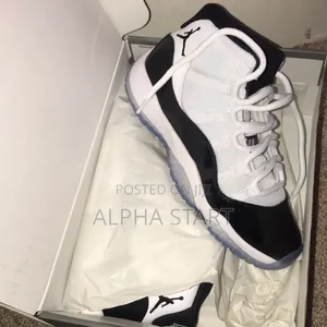 Air Jordan 11 Master High Quality Snaeaker for You