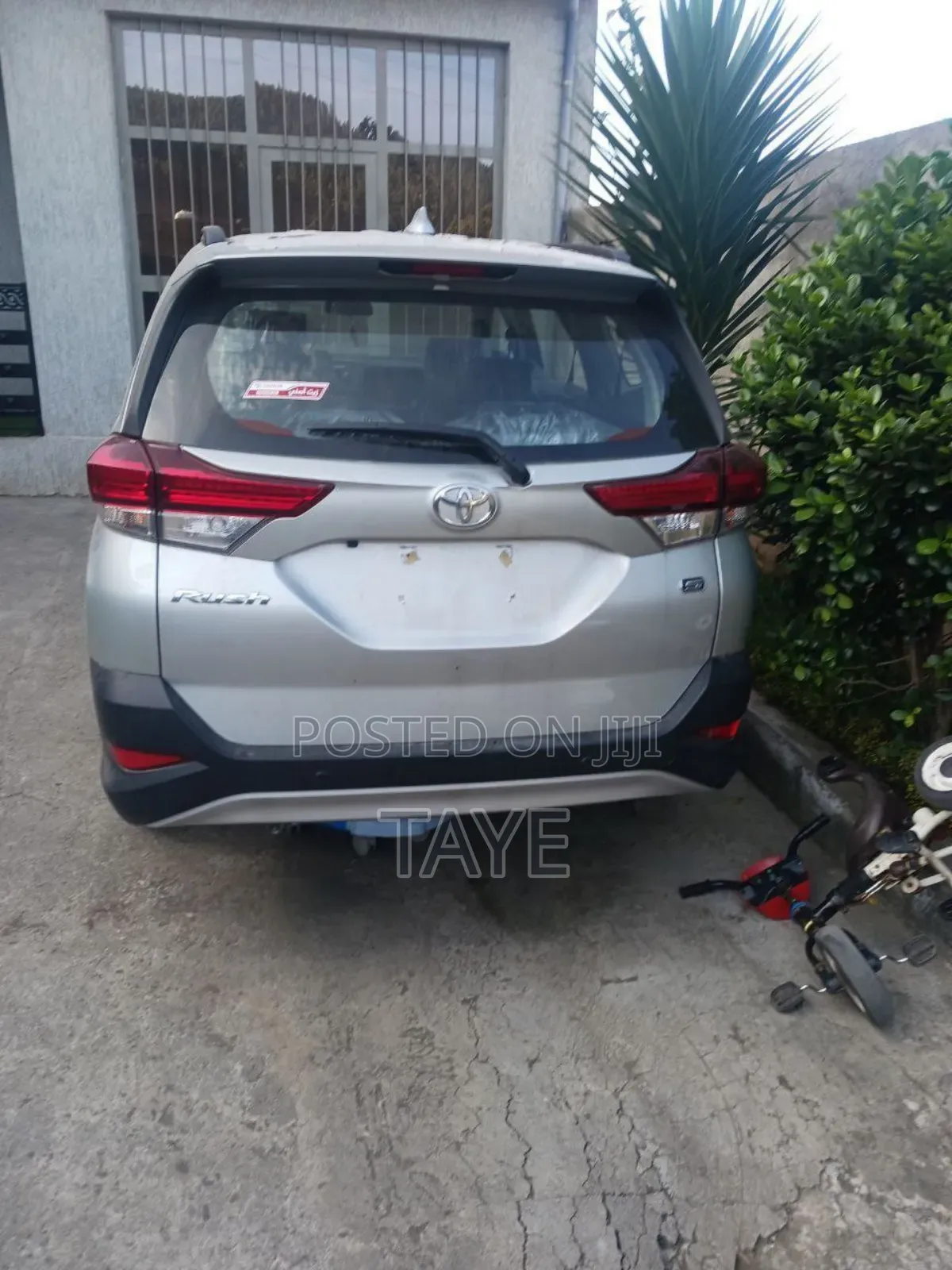 Toyota Rush 2023 Silver