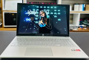 New Laptop HP 16GB AMD Ryzen 7 SSD 512GB