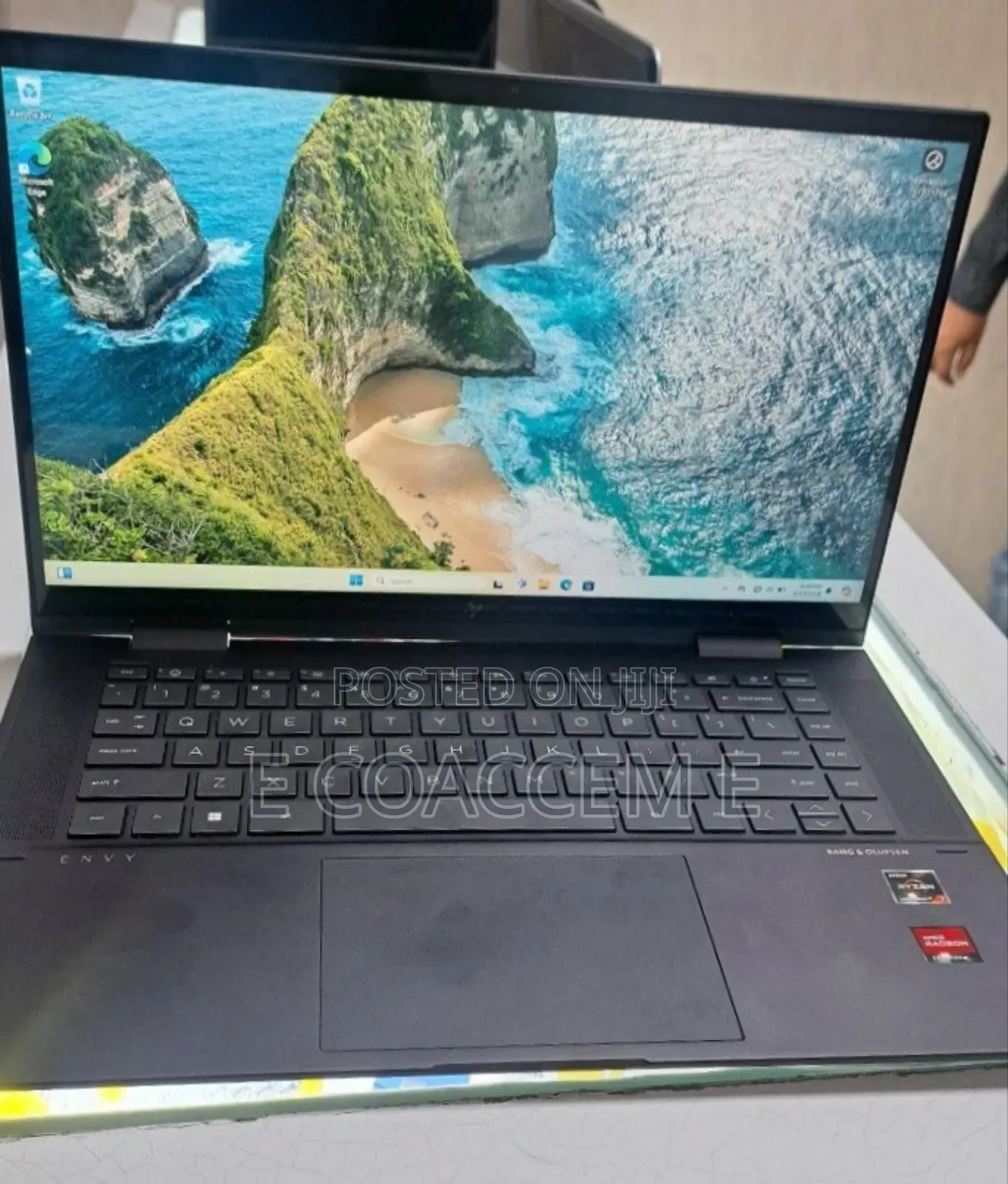 New Laptop HP 12GB AMD Ryzen 7 SSD 512GB