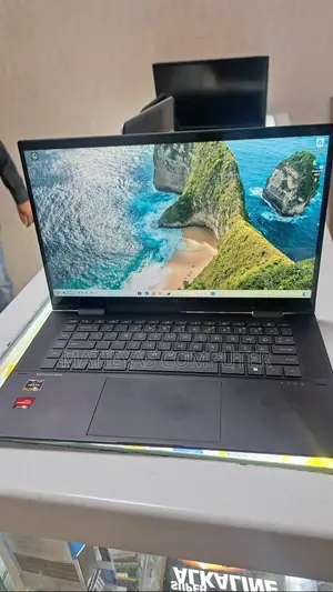 New Laptop HP Envy X360 12GB AMD Ryzen 7 SSD 512GB