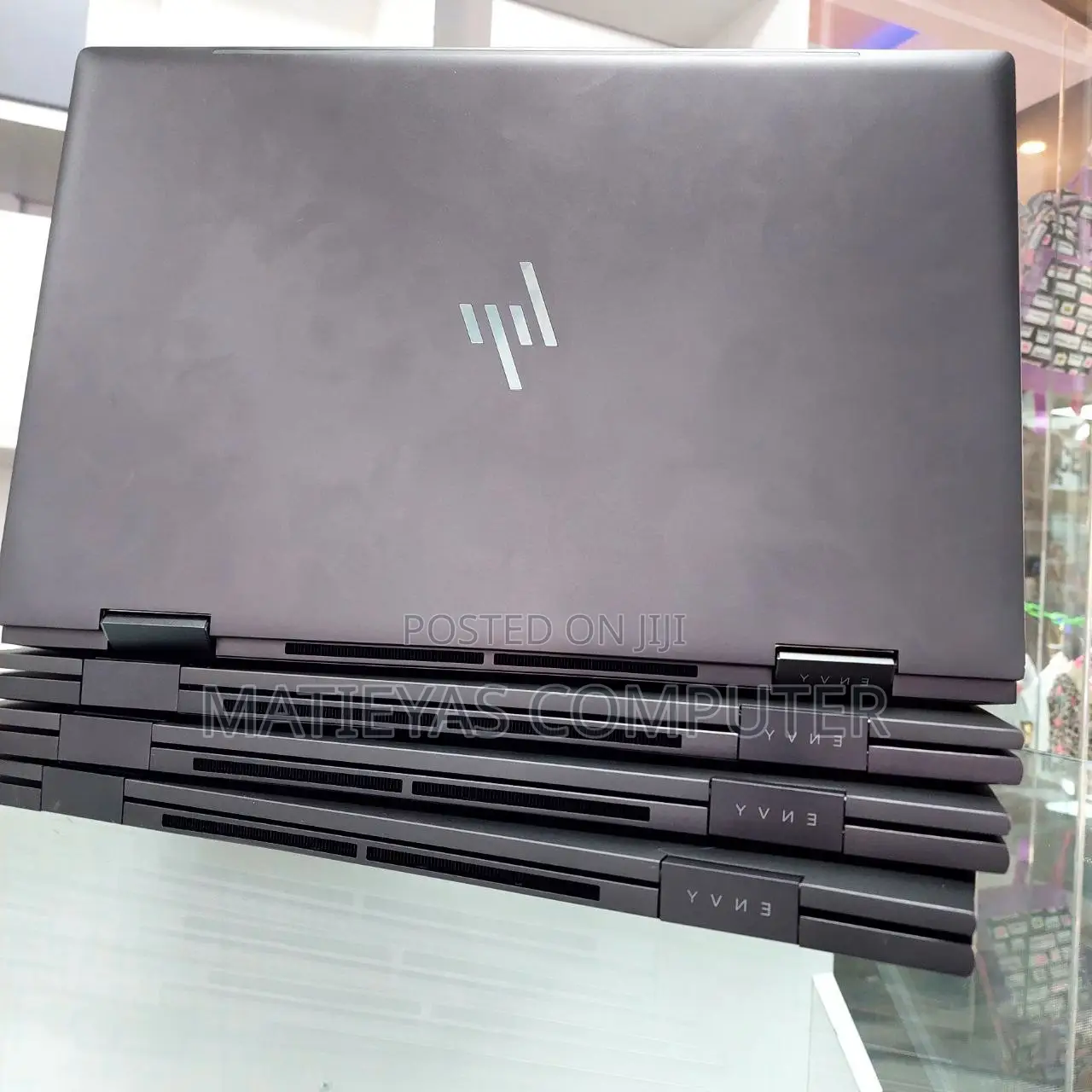 New Laptop HP Envy X360 12GB AMD Ryzen 7 SSD 512GB