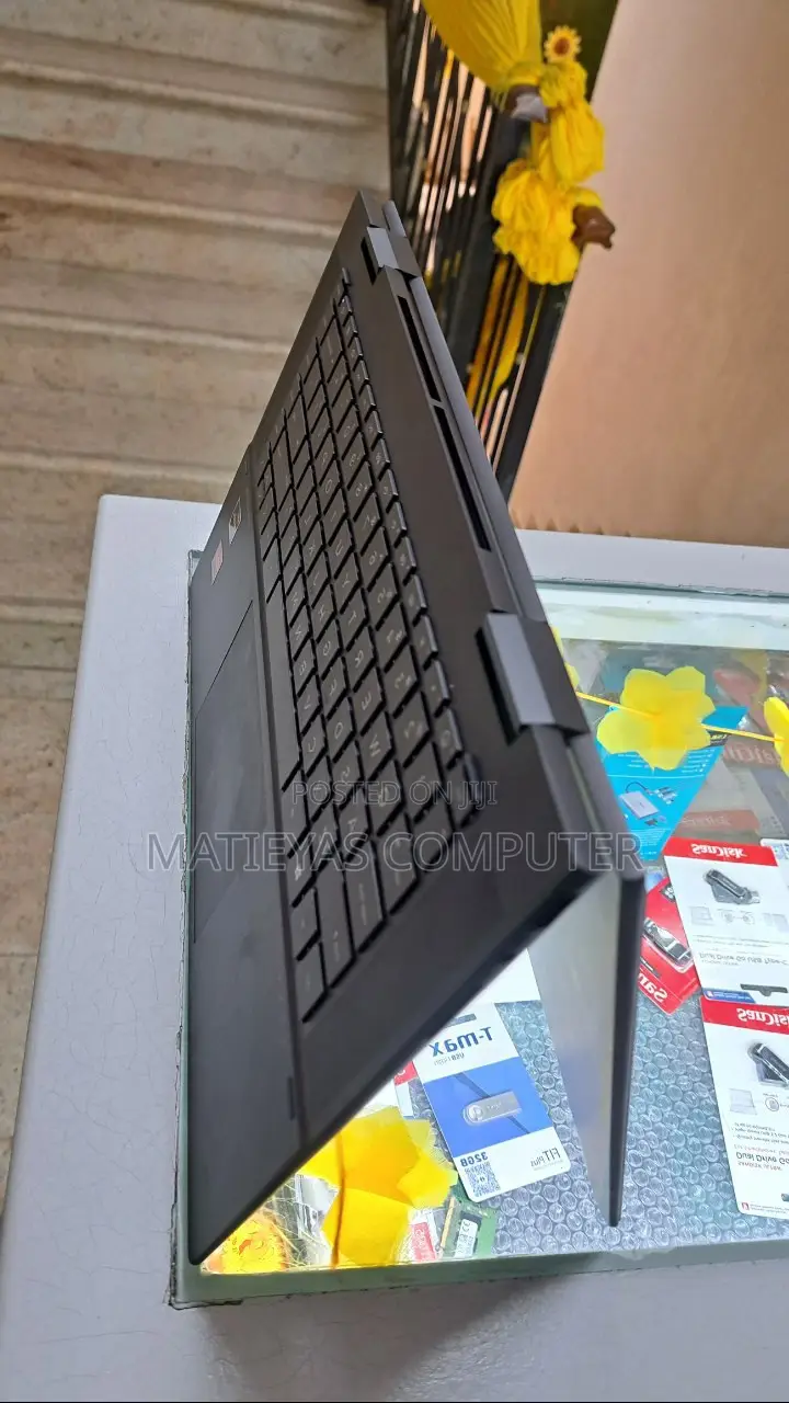 New Laptop HP Envy X360 12GB AMD Ryzen 7 SSD 512GB