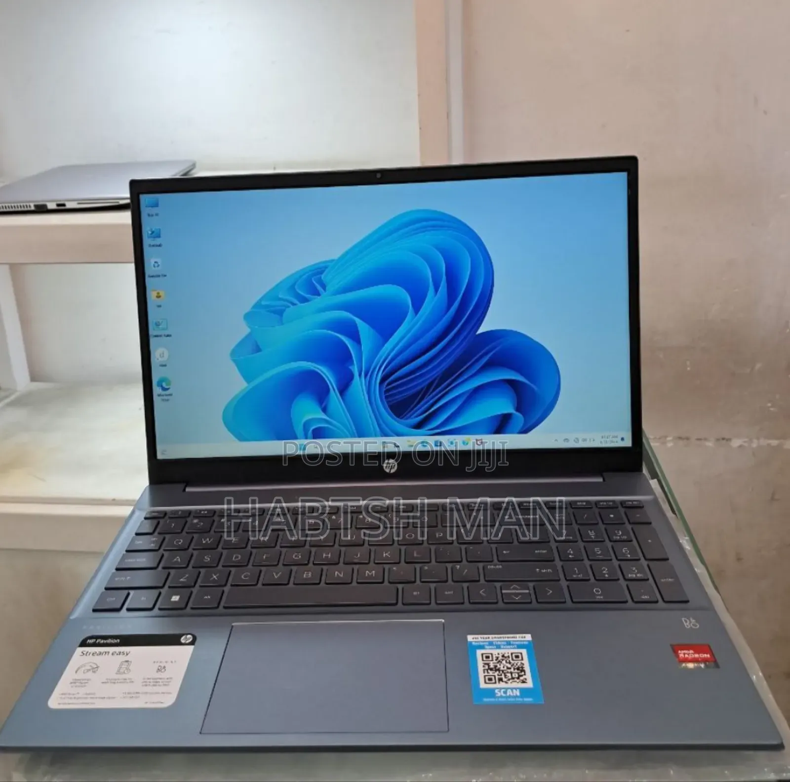 New Laptop HP Pavilion 15 8GB AMD Ryzen 5 SSD 512GB