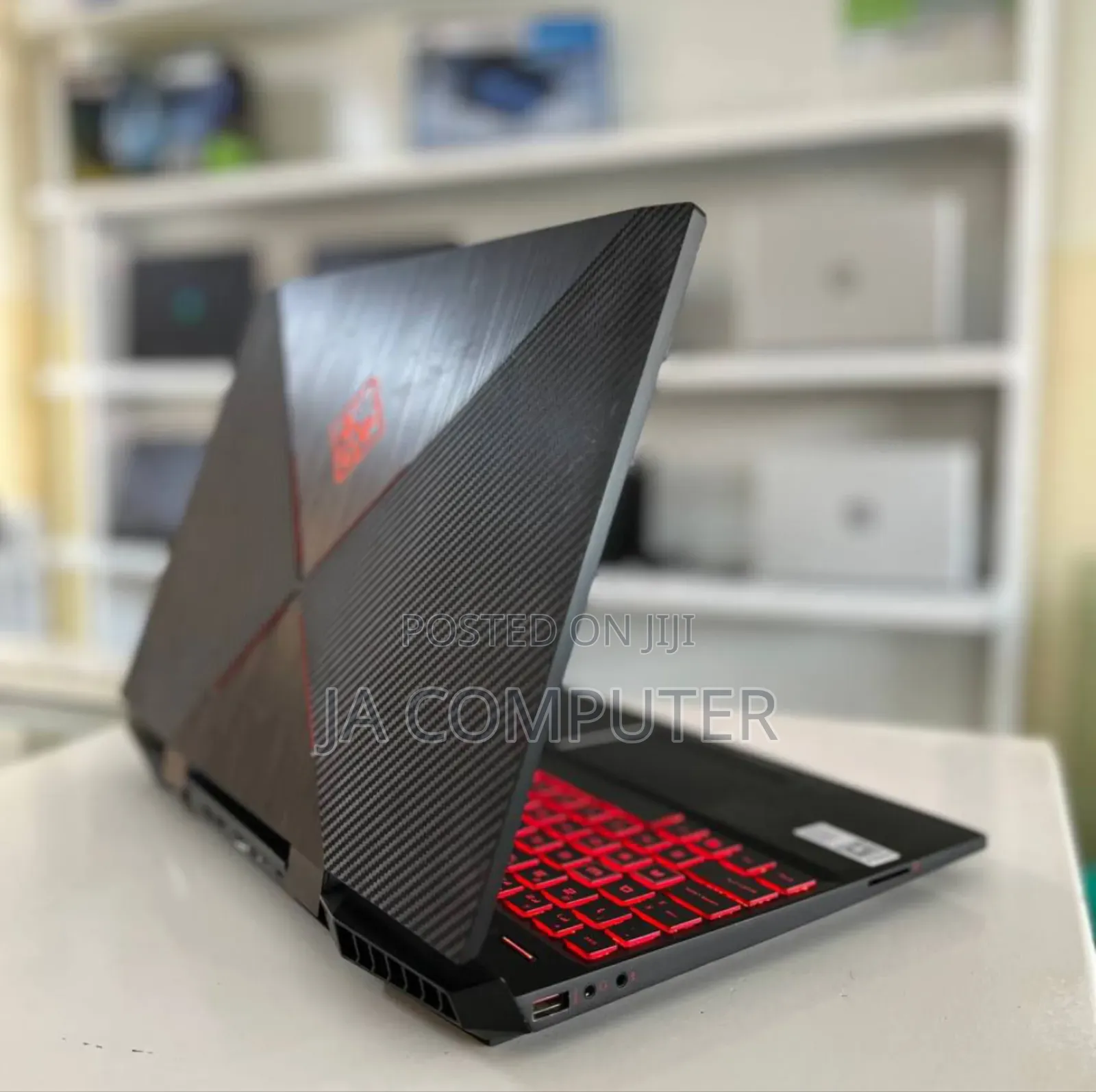 New Laptop HP Omen X 16GB Intel Core I5 SSHD (Hybrid) 1.5T
