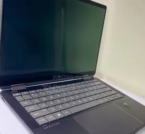 New Laptop HP Spectre 18GB Intel Core I7 SSD 1T