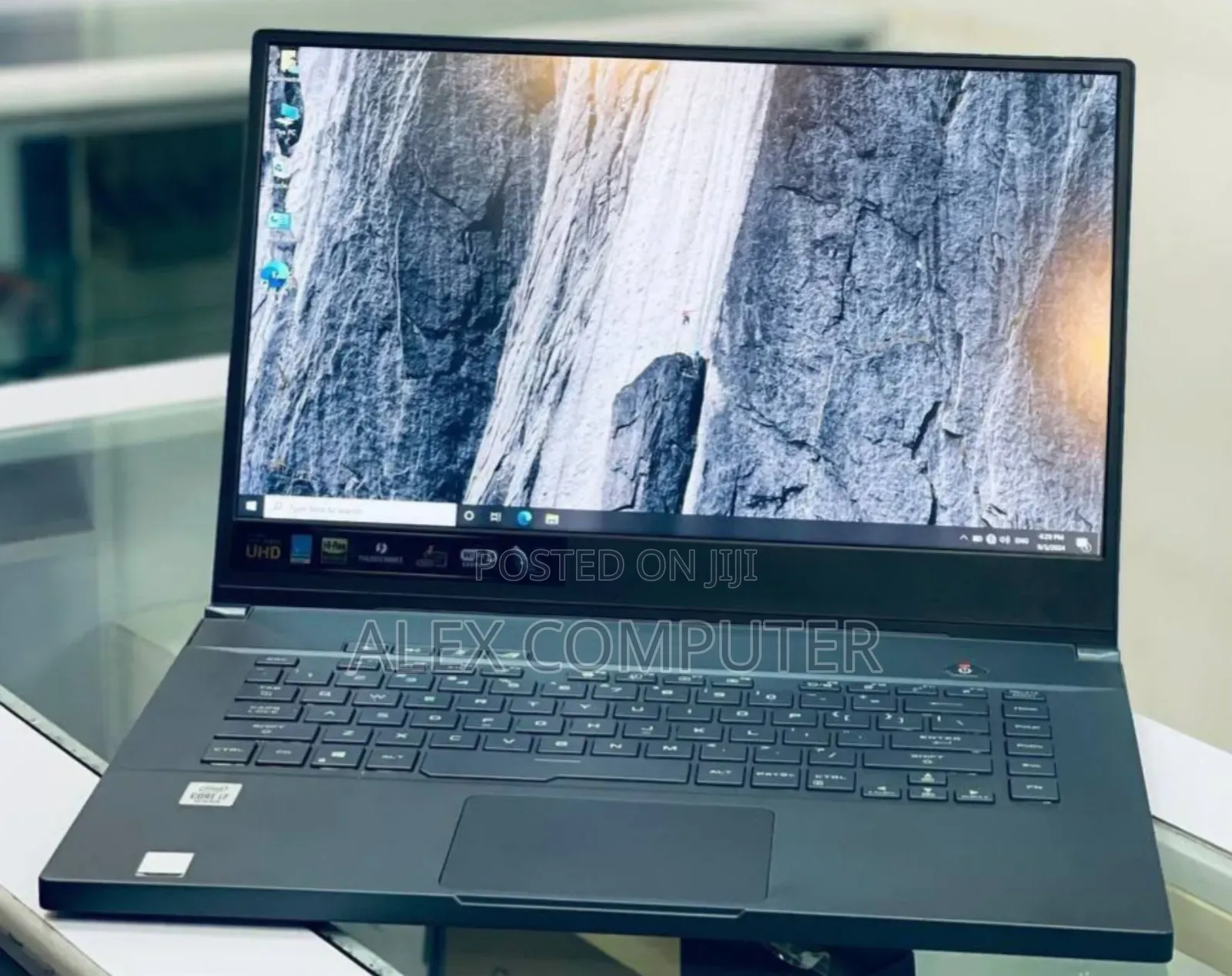 New Laptop Asus ROG Zephyrus G15 32GB Intel Core I7 SSD 512GB