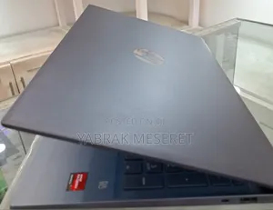 New Laptop HP Pavilion 15 8GB AMD Ryzen 5 SSD 512GB