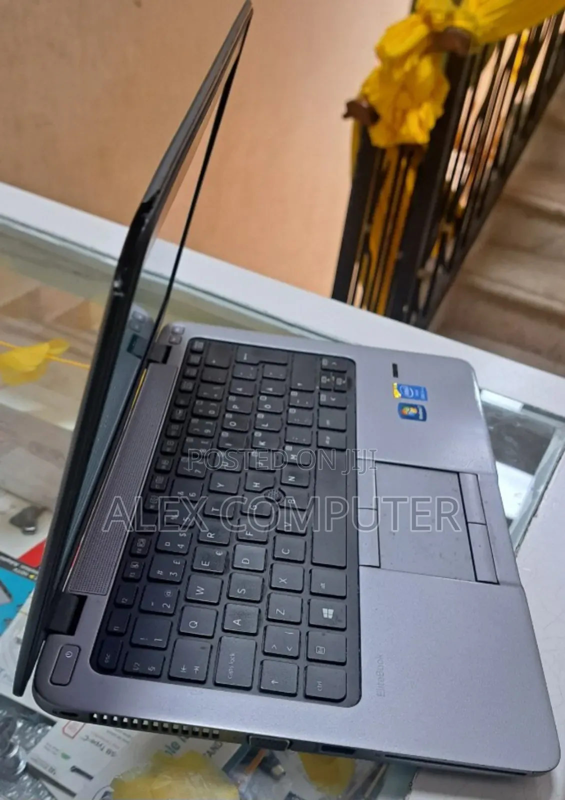 New Laptop HP EliteBook 820 G1 4GB Intel Core I5 SSD 500GB