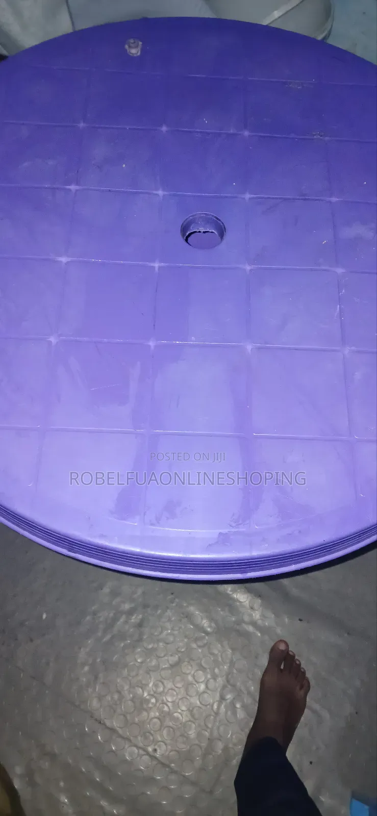 Table for Cafe and Grocery ጠረጼዛ