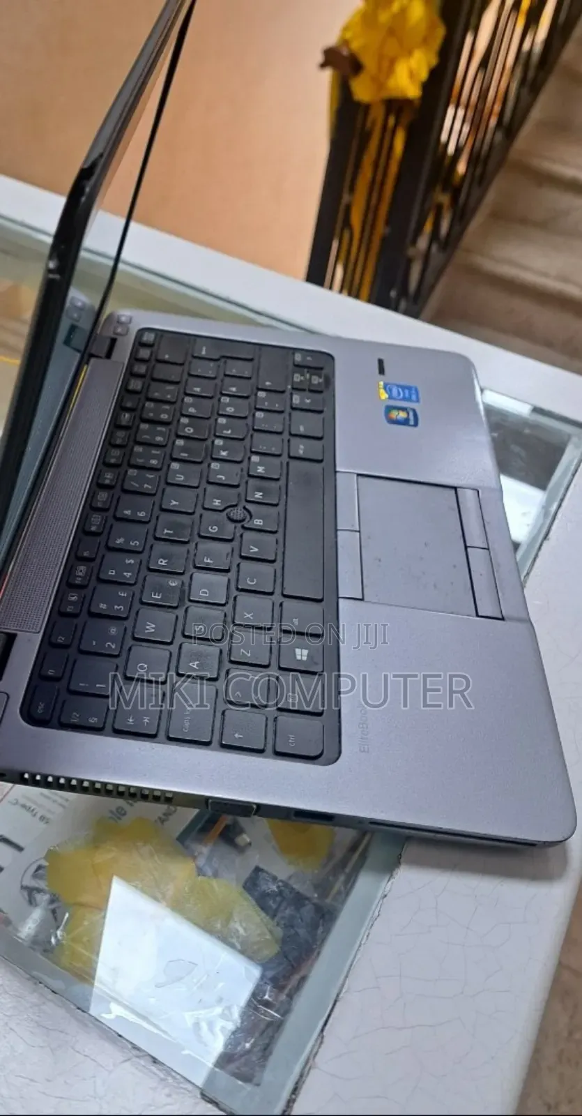 New Laptop HP EliteBook 820 4GB Intel Core I5 HDD 500GB