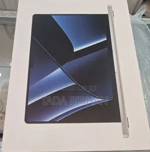 New Laptop Apple MacBook Pro 2023 M2 16GB Apple M2 SSD 512GB