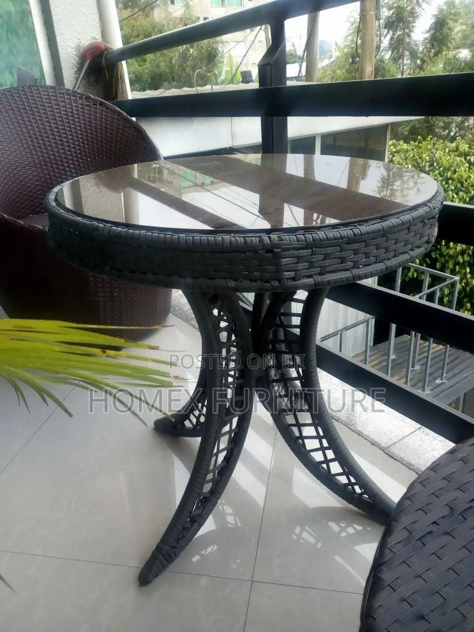 Garden Round Tables and Chairsየጋርደን ጠረጴዛ እና ወንበር
