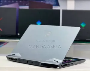 New Laptop MSI GE66 Raider 16GB Intel Core I7 SSD 1T