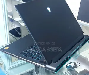 New Laptop Alienware M17x R2 16GB AMD Ryzen 9 SSD 1T