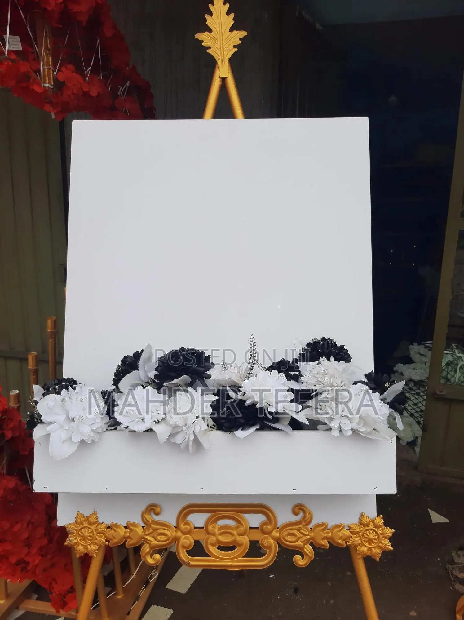 MDF Welcome Sign Flower Box for Rent