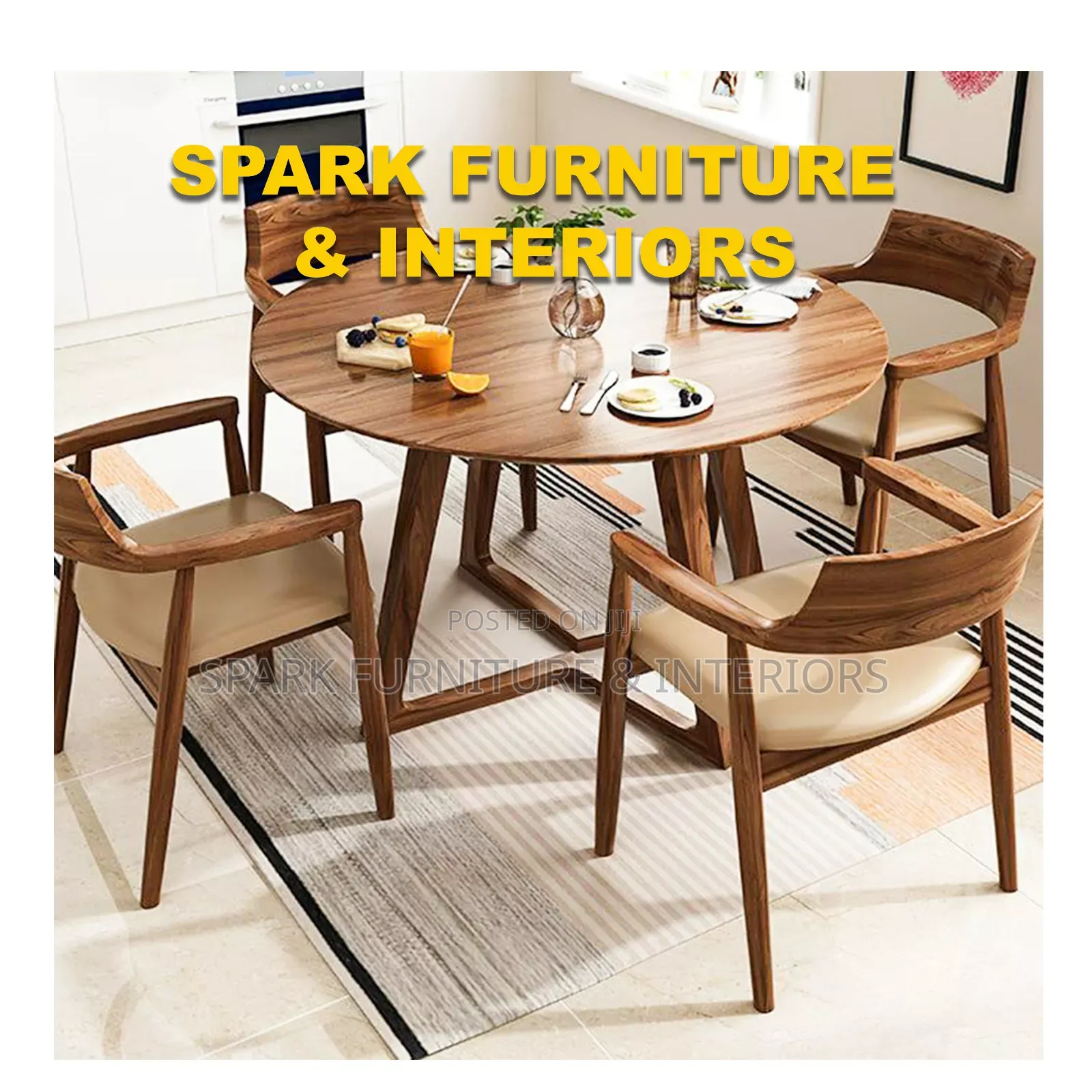 4 Seater Round Dining Set D-031 (ባለ 4 መቆመጫ)