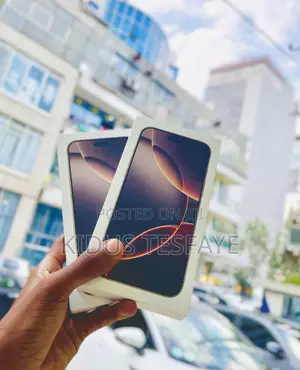 Photo - New Apple iPhone 16 Pro Max 256 GB