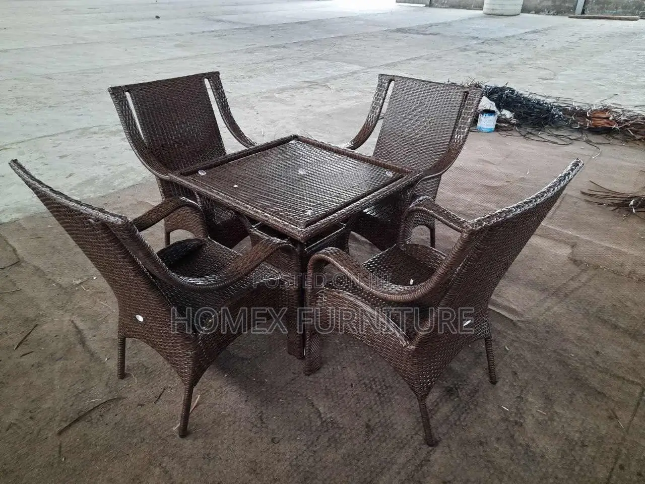 Garden Tables and Chairs የጋርደን ወንበር