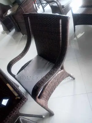 Garden Tables and Chairs የጋርደን ወንበር