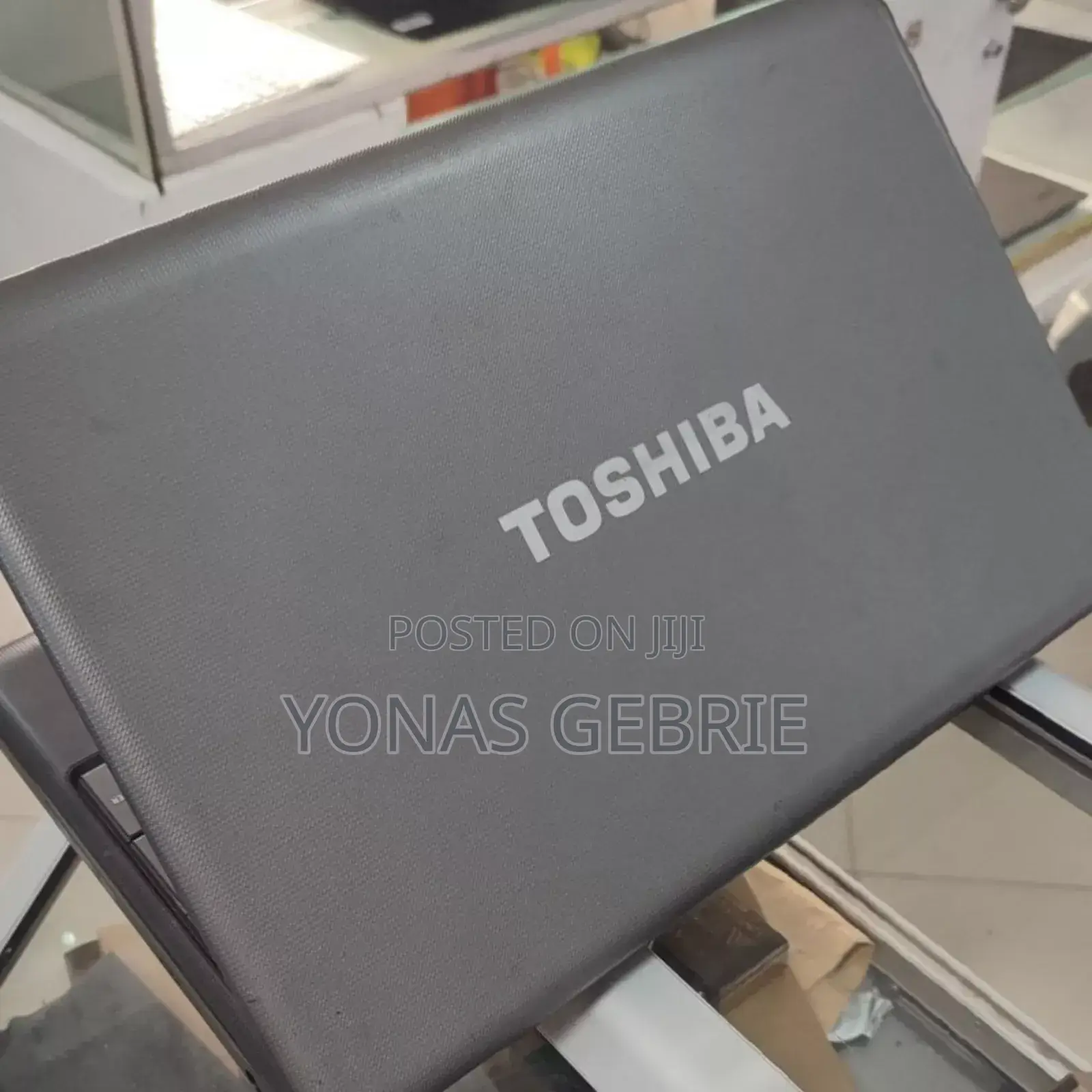 New Laptop Toshiba Satellite C55 4GB Intel Core I3 SSD 500GB