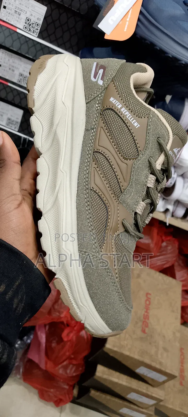 Skacher High Quality Sneaker for You