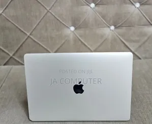 Laptop Apple MacBook Pro 2017 8GB Intel Core I5 SSD 128GB