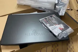 New Laptop MSI GE66 Raider 16GB Intel Core I7 SSD 1T